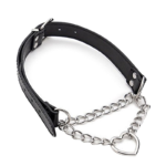 🖤 Coleira Choker Couro e Corrente Heart – Estilo e Submissão